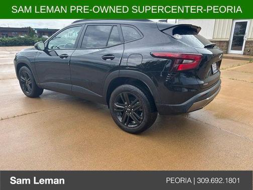 Mosaic Black Metallic 2024 Chevrolet Trax FWD ACTIV