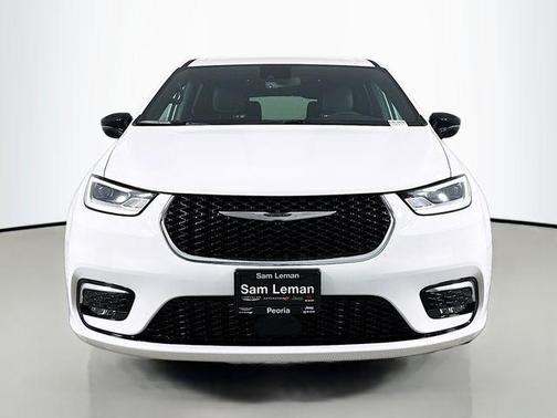 2025 Chrysler Pacifica Hybrid Select