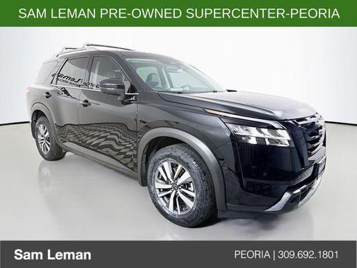 Super Black 2023 Nissan Pathfinder SL 4WD