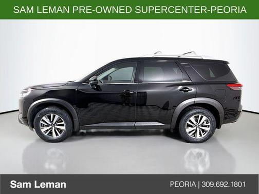 Super Black 2023 Nissan Pathfinder SL 4WD