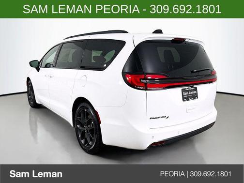 2026 Chrysler Pacifica L