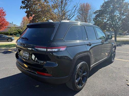 2024 Jeep Grand Cherokee Altitude