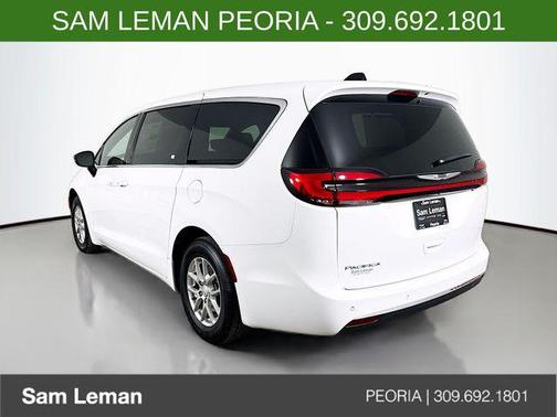 2025 Chrysler Pacifica L