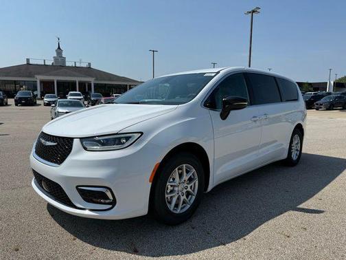 2026 Chrysler Pacifica L