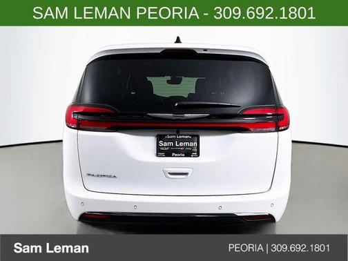 2026 Chrysler Pacifica L