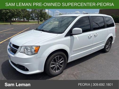 White Knuckle Clearcoat 2017 Dodge Grand Caravan SXT