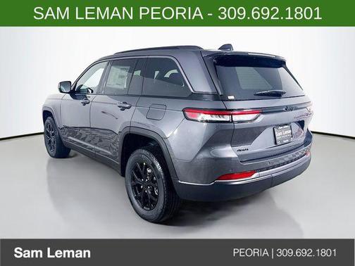 Baltic Gray Metallic Clearcoat 2026 Jeep Grand Cherokee Altitude