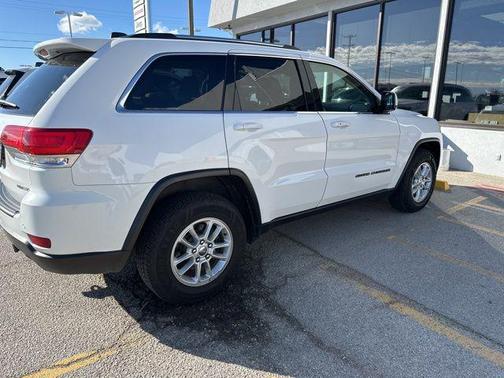 2019 Jeep Grand Cherokee Laredo