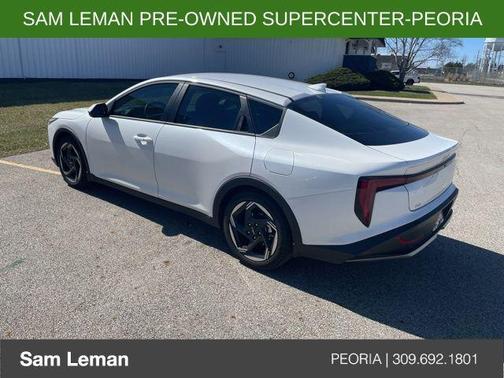 2025 Kia K4 EX