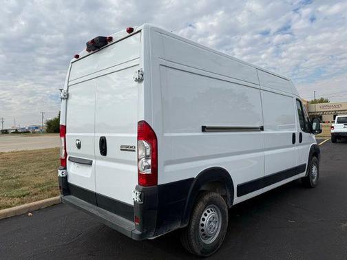 2025 RAM ProMaster 2500 Tradesman