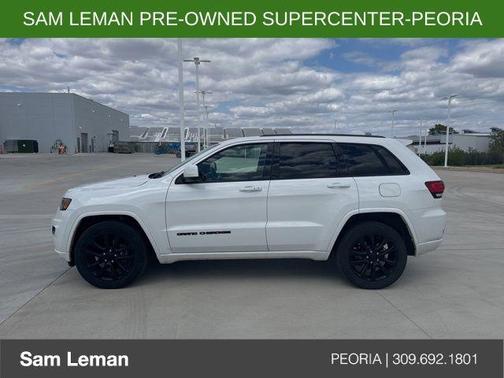 Bright White Clearcoat 2018 Jeep Grand Cherokee Altitude