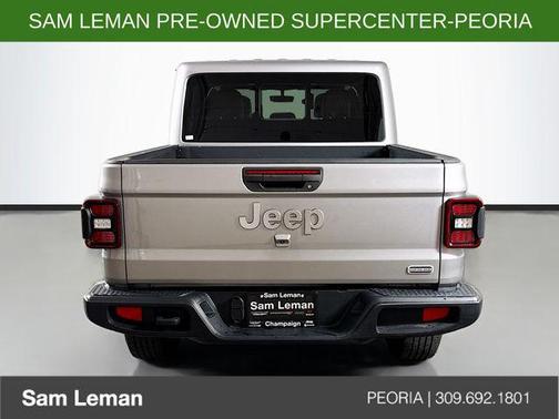Billet Silver Metallic Clearcoat 2020 Jeep Gladiator Overland