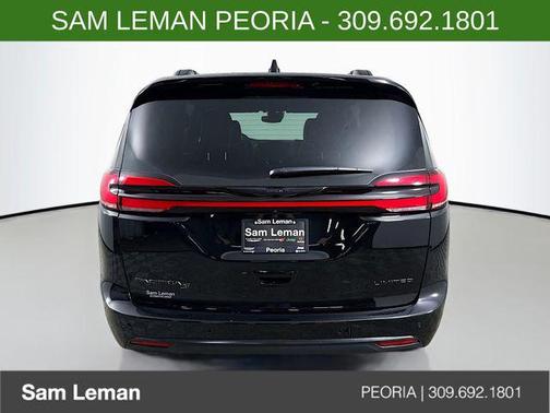 2026 Chrysler Pacifica Limited