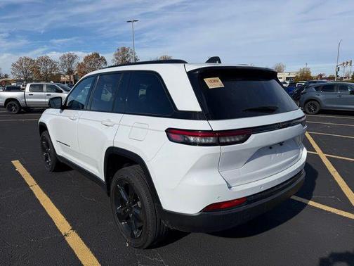2024 Jeep Grand Cherokee Altitude