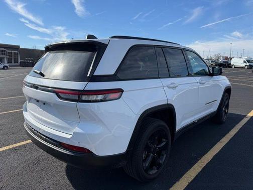 2024 Jeep Grand Cherokee Altitude