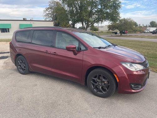 2019 Chrysler Pacifica Touring-L Plus