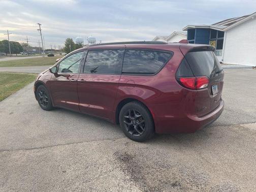 2019 Chrysler Pacifica Touring-L Plus