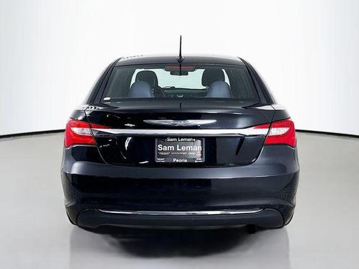 2013 Chrysler 200 Touring