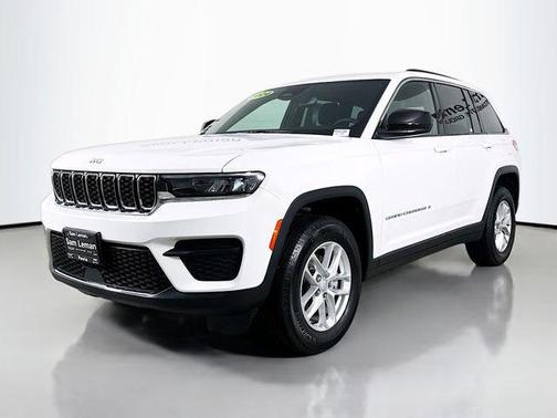 2024 Jeep Grand Cherokee Laredo
