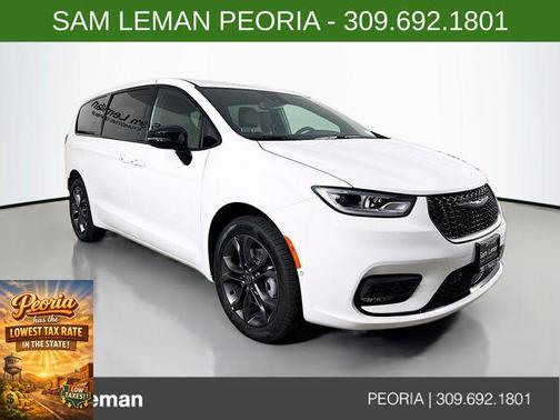 2026 Chrysler Pacifica L