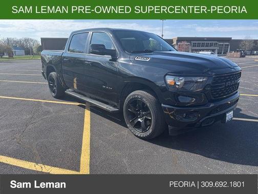 Diamond Black Crystal Pearlcoat 2023 RAM 1500 Big Horn/Lone Star
