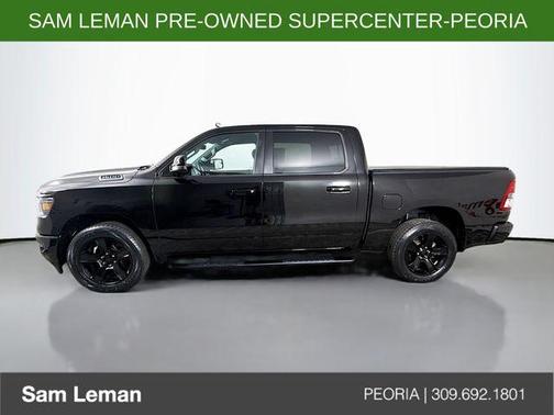 Diamond Black Crystal Pearlcoat 2023 RAM 1500 Big Horn/Lone Star