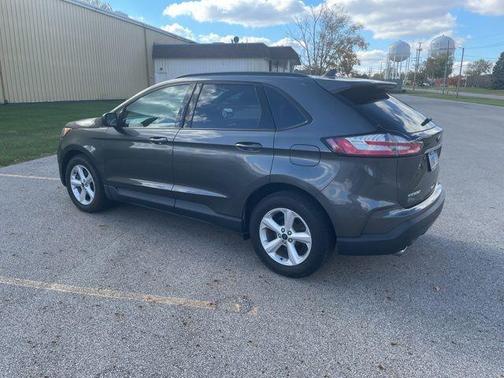 2020 Ford Edge SE