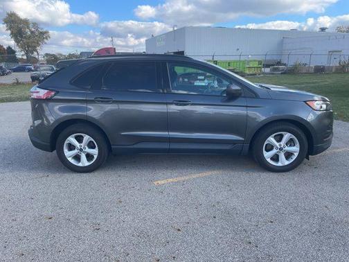 2020 Ford Edge SE