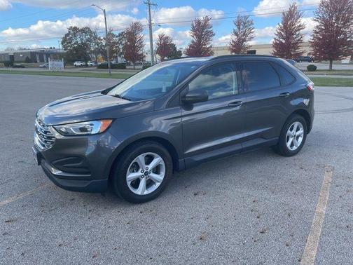 2020 Ford Edge SE