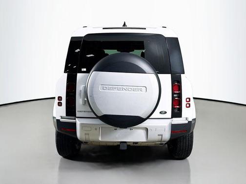 2023 Land Rover Defender Standard