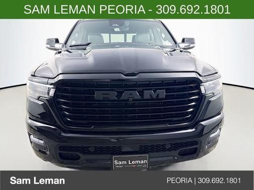 Diamond Black Crystal Pearlcoat 2026 RAM 1500 Laramie