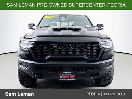 Diamond Black Crystal Pearlcoat 2026 RAM 1500 RHO