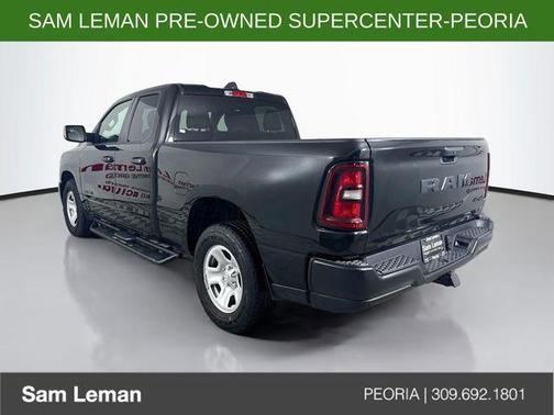 Diamond Black Crystal Pearlcoat 2025 RAM 1500 Tradesman