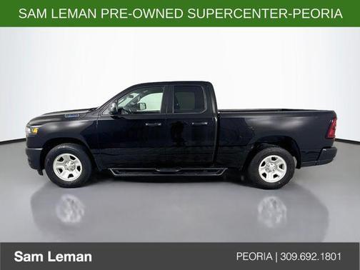 Diamond Black Crystal Pearlcoat 2025 RAM 1500 Tradesman