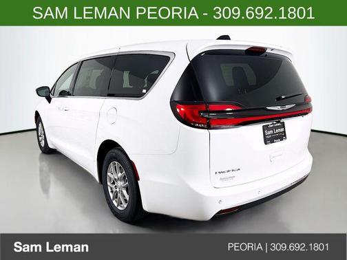 2026 Chrysler Pacifica L