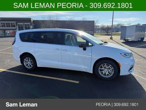 2026 Chrysler Pacifica L