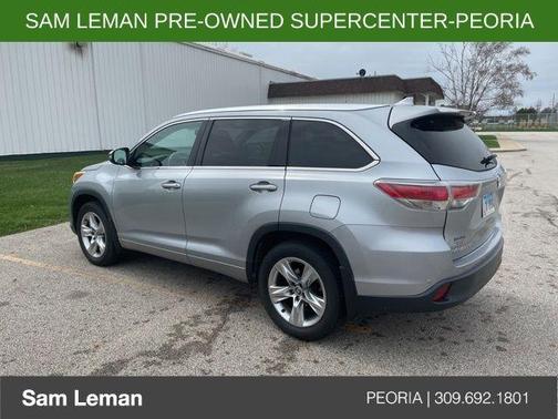 Silver Sky Metallic 2016 Toyota Highlander Limited