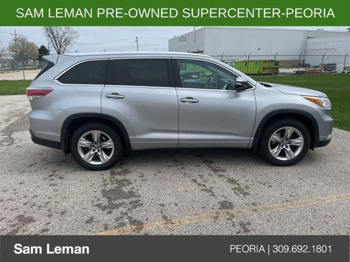 Silver Sky Metallic 2016 Toyota Highlander Limited
