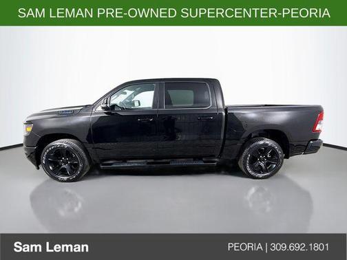 Diamond Black Crystal Pearlcoat 2023 RAM 1500 Big Horn/Lone Star