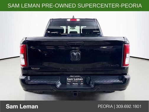 Diamond Black Crystal Pearlcoat 2023 RAM 1500 Big Horn/Lone Star