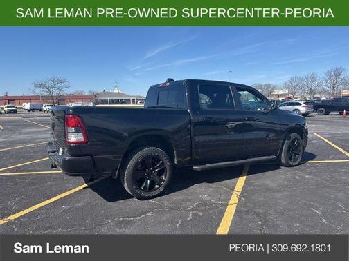 Diamond Black Crystal Pearlcoat 2023 RAM 1500 Big Horn/Lone Star