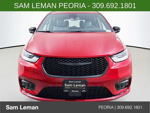 2026 Chrysler Pacifica L