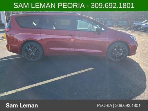 2026 Chrysler Pacifica L