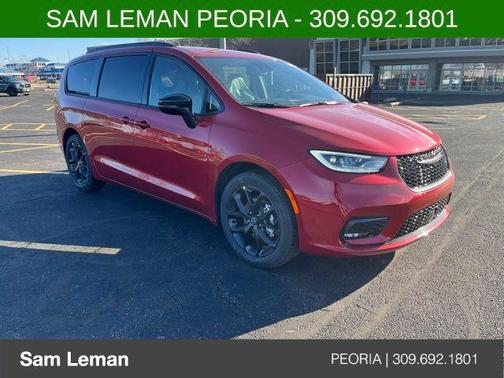 2026 Chrysler Pacifica L