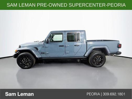 2025 Jeep Gladiator Nighthawk