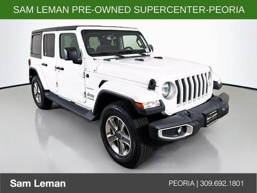 Bright White Clearcoat 2022 Jeep Wrangler Unlimited Sahara