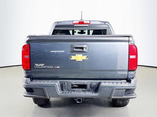 2017 Chevrolet Colorado LT