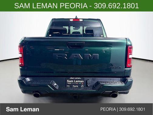 Serrano Green Metallic 2026 RAM 1500 Big Horn/Lone Star