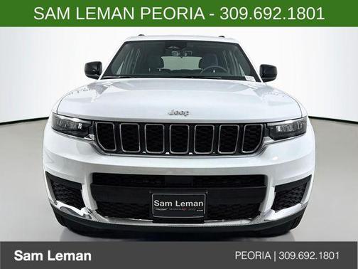 Bright White Clearcoat 2026 Jeep Grand Cherokee L Laredo