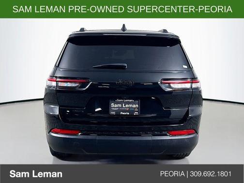 Diamond Black Crystal Pearlcoat 2023 Jeep Grand Cherokee L Altitude
